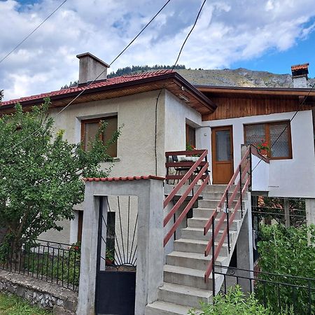 Guest House Denitsa Trigrad Exterior foto